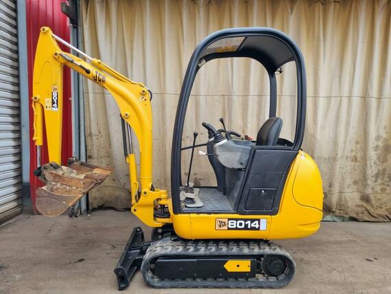 JCB 8014