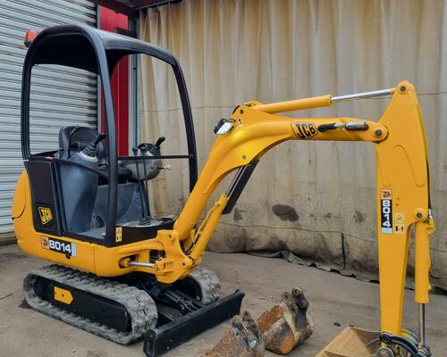 JCB 8014