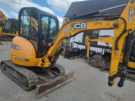 JCB 8025 ZTS 2013 3400mth