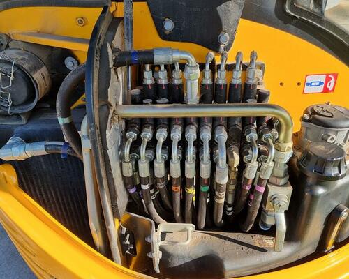 JCB 8025 ZTS 2150mth - nulová otoč, hydr.svahovka