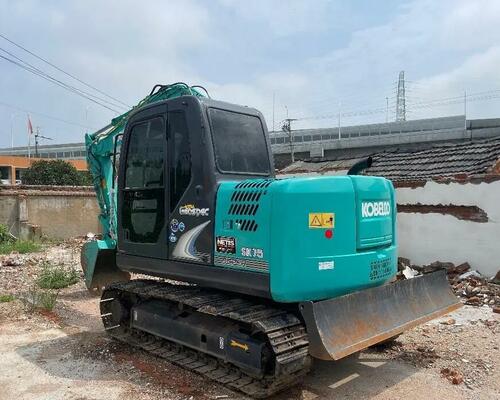 KOBELCO SK75