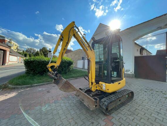 Komatsu PC16R