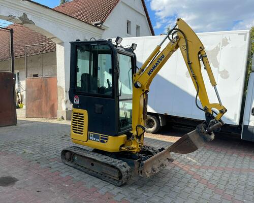 Komatsu PC16R