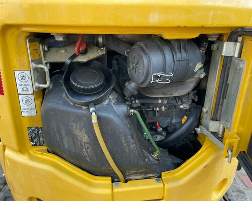 Komatsu PC16R