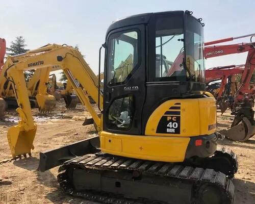 KOMATSU PC40MR