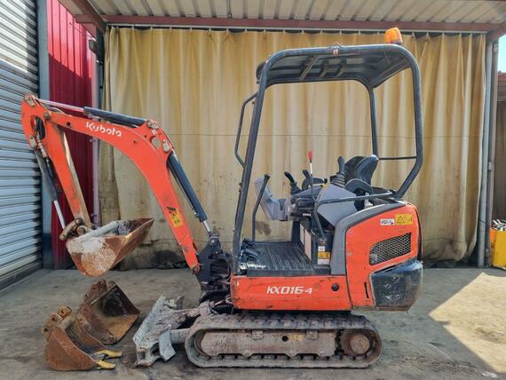 KUBOTA KX016-4