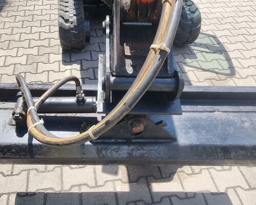 Kubota kx019-4 hyd svahovka +podkop pouze 1900 mth