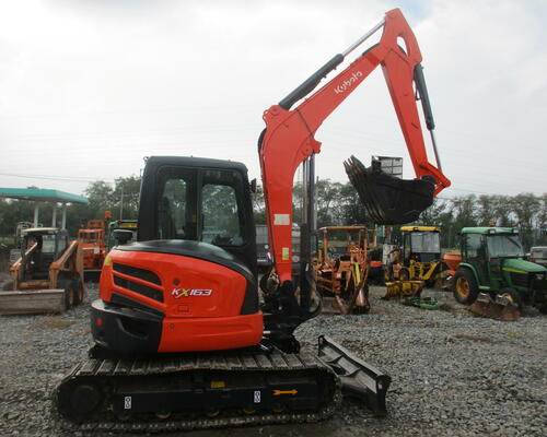 KUBOTA KX163