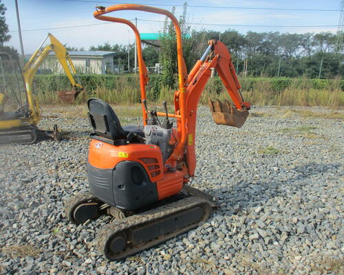 KUBOTA U10