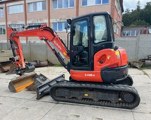 KUBOTA U48-4 