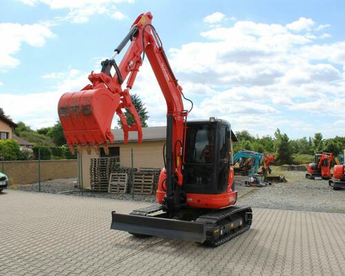 KUBOTA U55-4