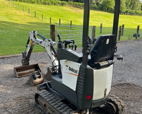 Mikro rypadlo Bobcat EZ010