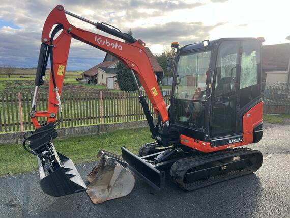 Mini bagr Kubota KX 027-4 hyd. svahovka + podkopy Mini bagr Kubota KX 027-4 hyd. svahovka + podkopy