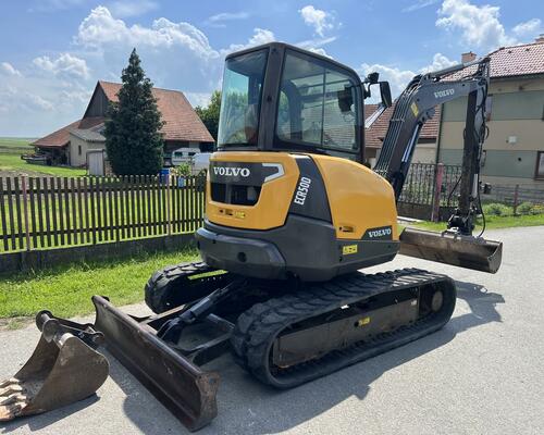 Mini bagr Volvo ECR50D hyd. svahovka + podkop, 5t