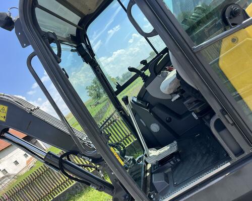 Mini bagr Volvo ECR50D hyd. svahovka + podkop, 5t