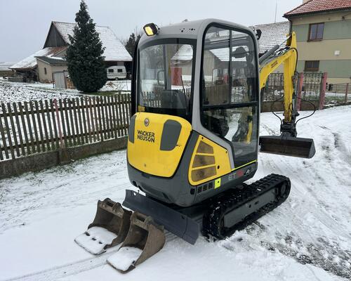 Mini bagr Wacker Neuson ET 18 hyd.svahovka,1800mth