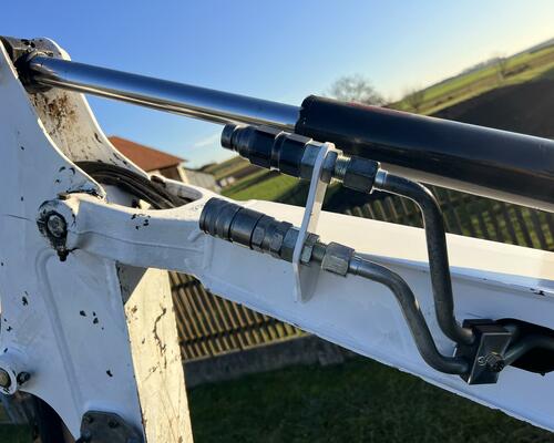 Minibagr Bobcat E17 hyd. podvozek, pouze 2.600mth, TOP CENA