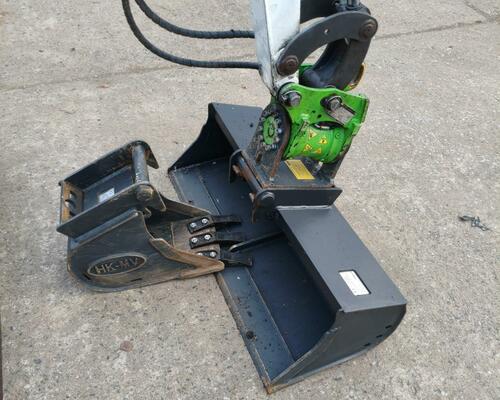 Minibagr Bobcat E17 Powertlit