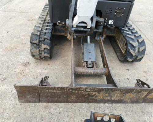 Minibagr Bobcat E17Powertilt  1400 Mth