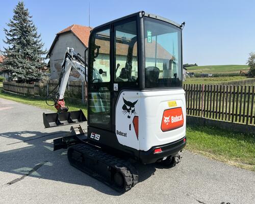Minibagr Bobcat E19/hyd.podvozek/ powertilt / 2019