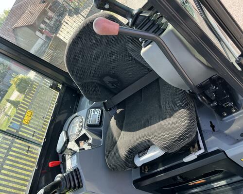 Minibagr Bobcat E19/hyd.podvozek/ powertilt / 2019