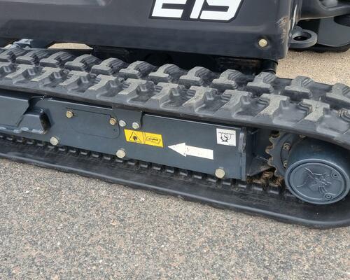 Minibagr Bobcat E19 Hyd. svahovka pouze 140Mth  jako nový