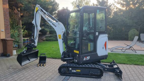 Minibagr Bobcat E19 pouze 300Mth stav jako nový