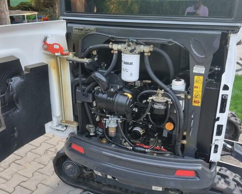 Minibagr Bobcat E19 pouze 300Mth stav jako nový