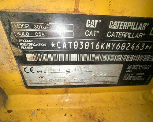 Minibagr CAT 301.6, r.v. 2022, 1325 mth, 3x lžíce