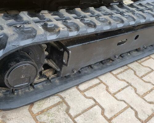 Minibagr Cat 301.7d r.v.2017 pouze 2250Mth -