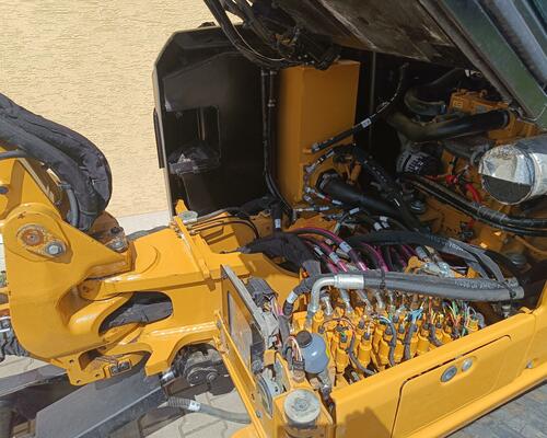 Minibagr CAT 303,5 CR 07A - r.v. 2022 - klima
