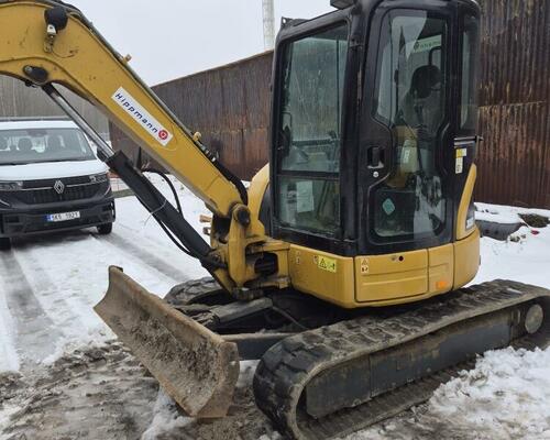 Minibagr CAT 305C,r.v.2007, 5700mth