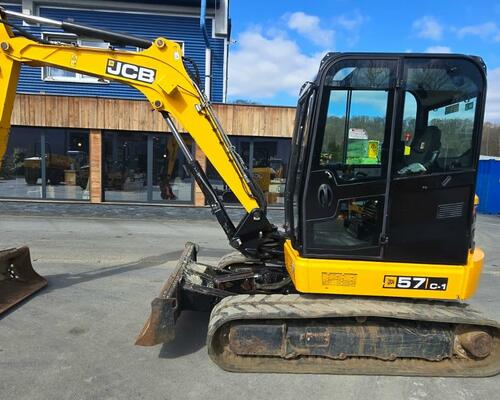 Minibagr JCB 57C-1, r.v. 2020, 1573 mth, nové pásy Minibagr JCB 57C-1, r.v. 2020, 1573 mth, nové pásy