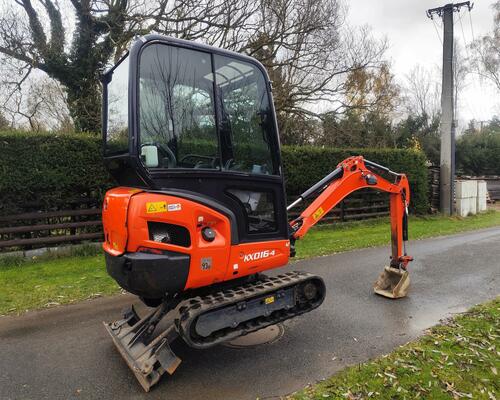Minibagr Kubota KX016-4, rok 2017, 1800mth, roztah. pásy TOP