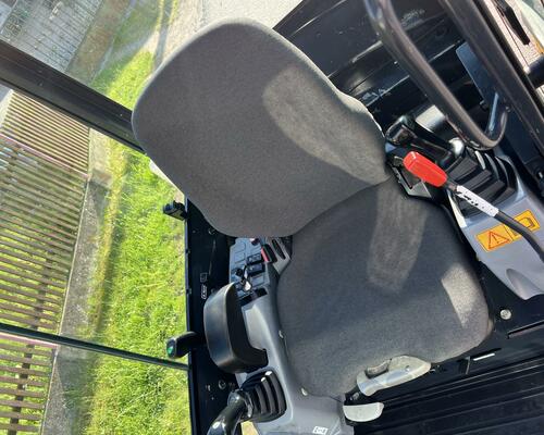 minibagr Kubota KX018-4 hyd.svahovka + hyd.podvozek/2x podkop