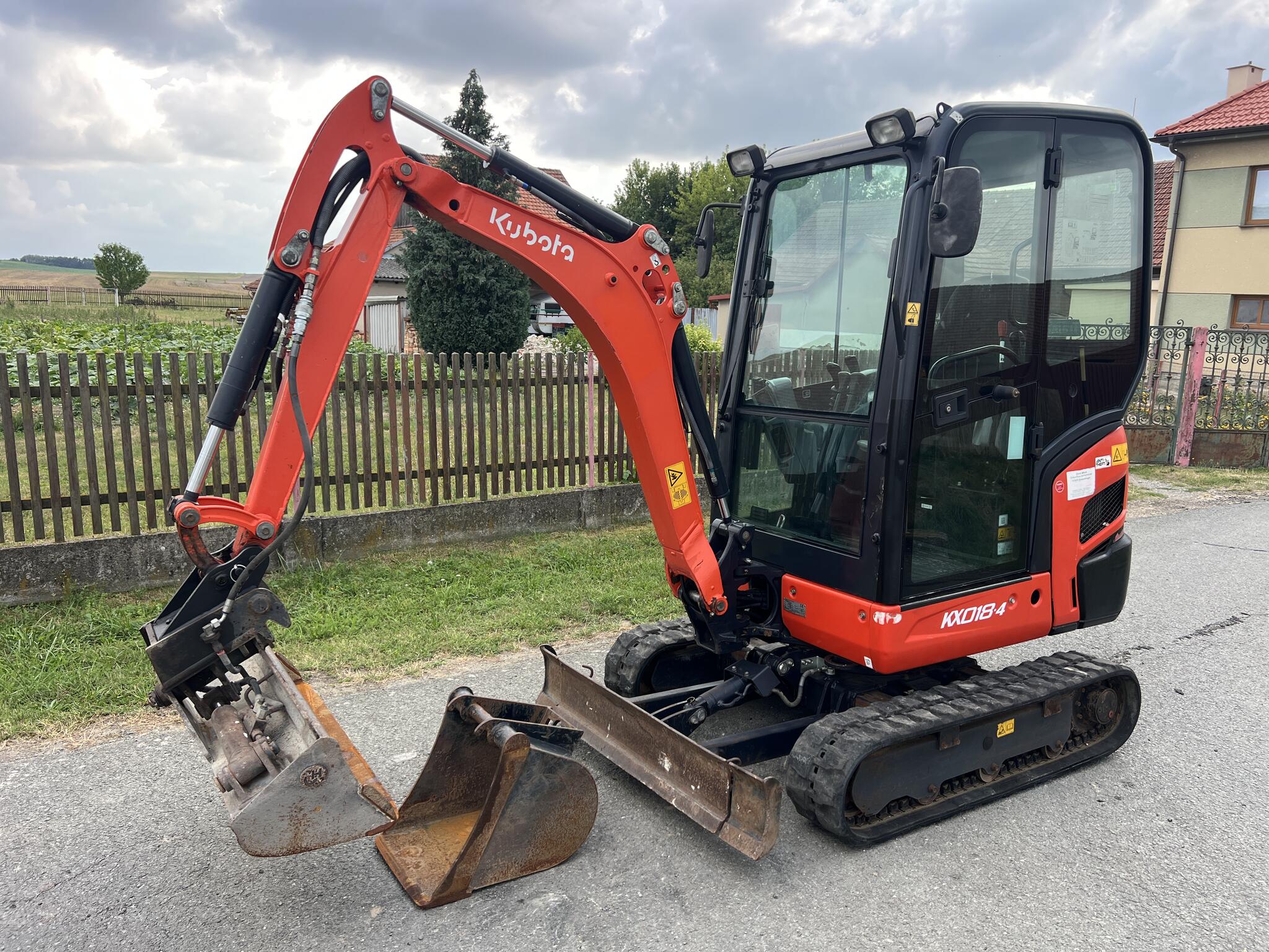 minibagr Kubota KX018-4 hyd.svahovka, pouze 2500h