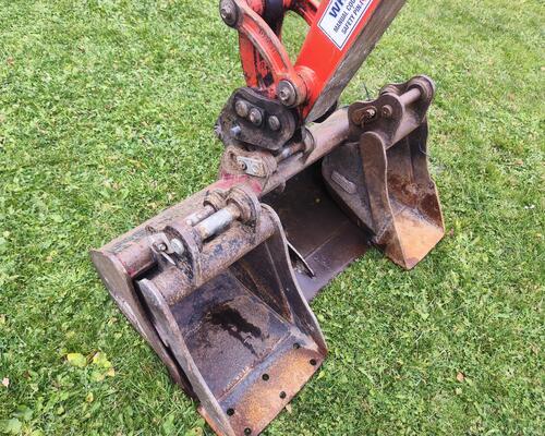 MINIBAGR KUBOTA KX018-4 | ROK 2021 | 2 300 MTH | ROZTAHOVACÍ PODVOZEK