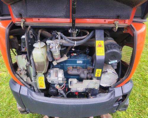 MINIBAGR KUBOTA KX018-4 | ROK 2021 | 2 300 MTH | ROZTAHOVACÍ PODVOZEK