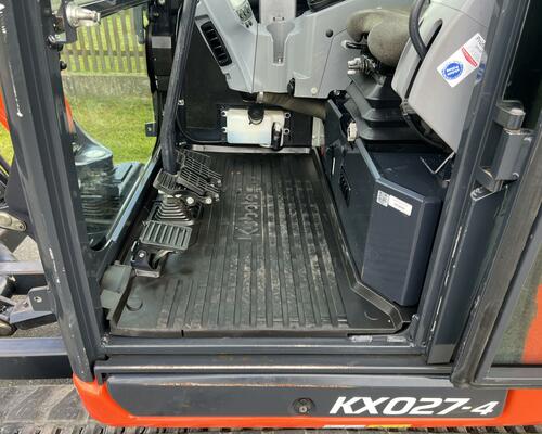 Minibagr Kubota KX027-4 / 3režimi průtoku,3xlžíce