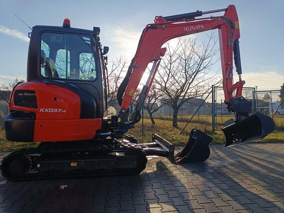 Minibagr Kubota KX037-4 GLS
