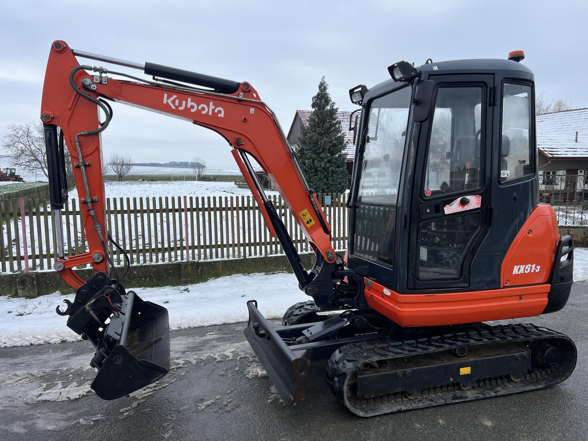 Minibagr Kubota KX61-3 hyd.svahovka, 1700mth, TOP