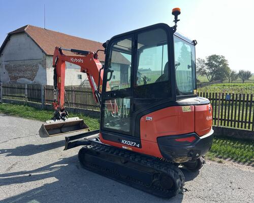 minibagr Kubota KX 027-4, 3200mth, hyd. svahovka, 2.7t