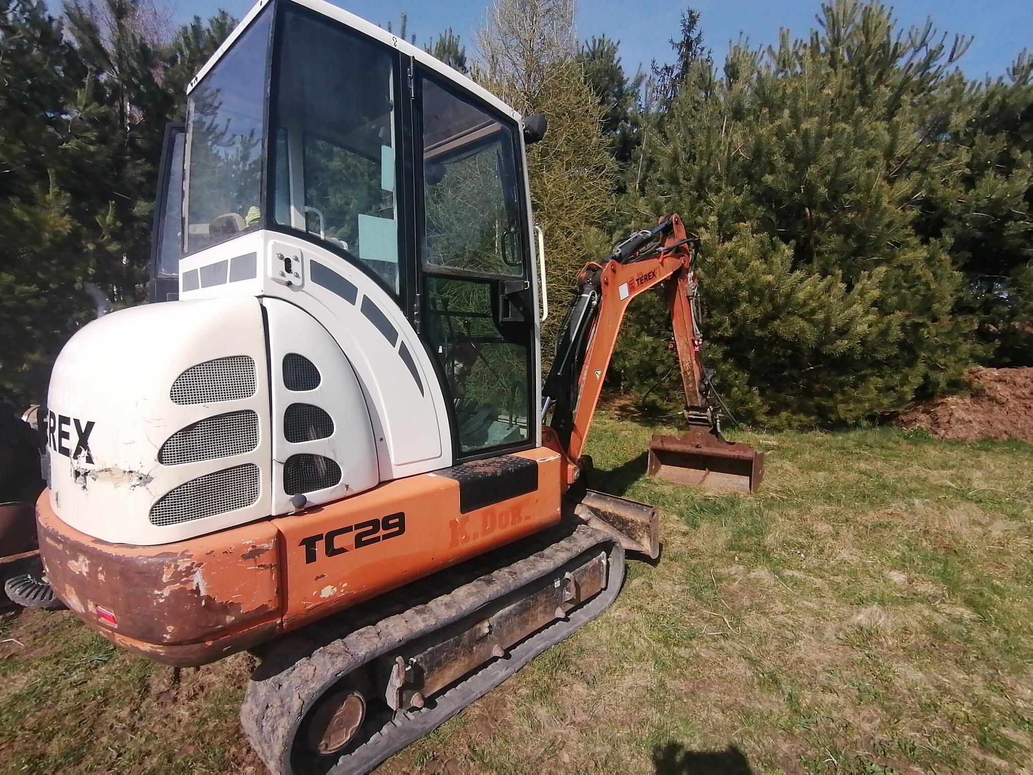 Minibagr Schaeff-Terex TC 29