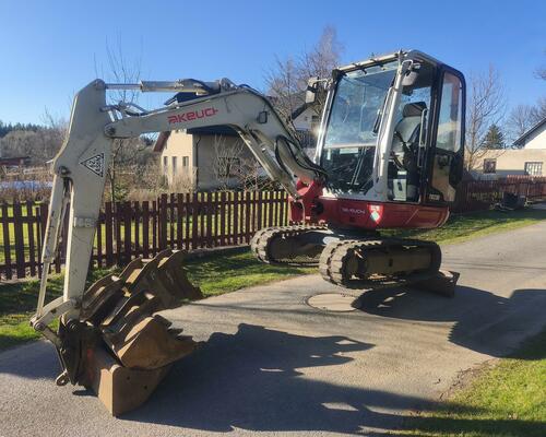 Minibagr Takeuchi TB230, 2500mth, 2,9t, 5x lžíce