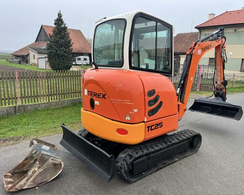 Minibagr Terex TC 25 hyd.svahovka+podkop, 2,6t