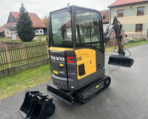Minibagr VOLVO EC 15e pouze 713mth, hyd. svahovka