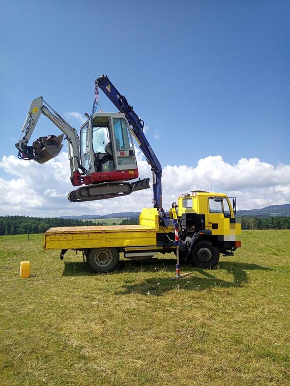 Takeuchi TB016 