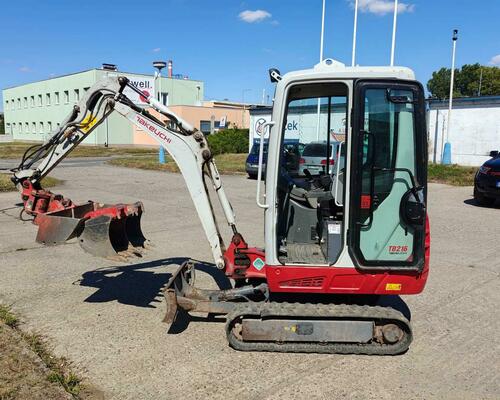 Takeuchi TB216