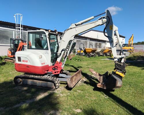 Takeuchi TB240 Tiltrotátor