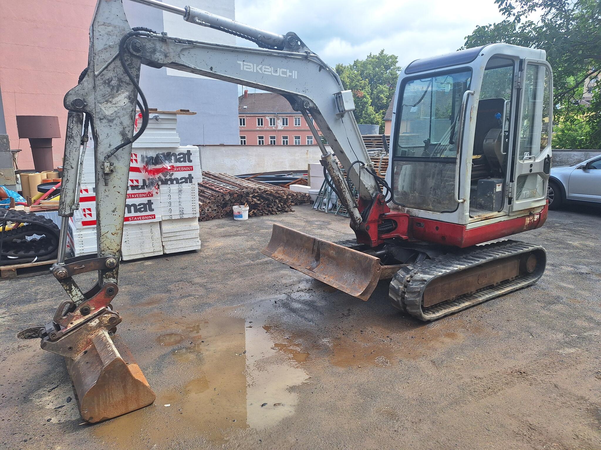 Takeuchi TB 135